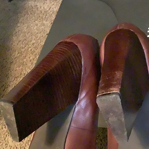 Trouvé Dark Chocolate Leather Platform Heels - Picture 6 of 8